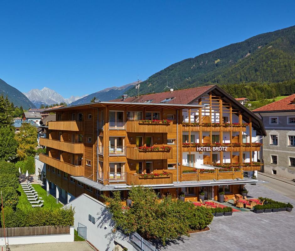 Hotel Brötz Niederrasen Exterior foto