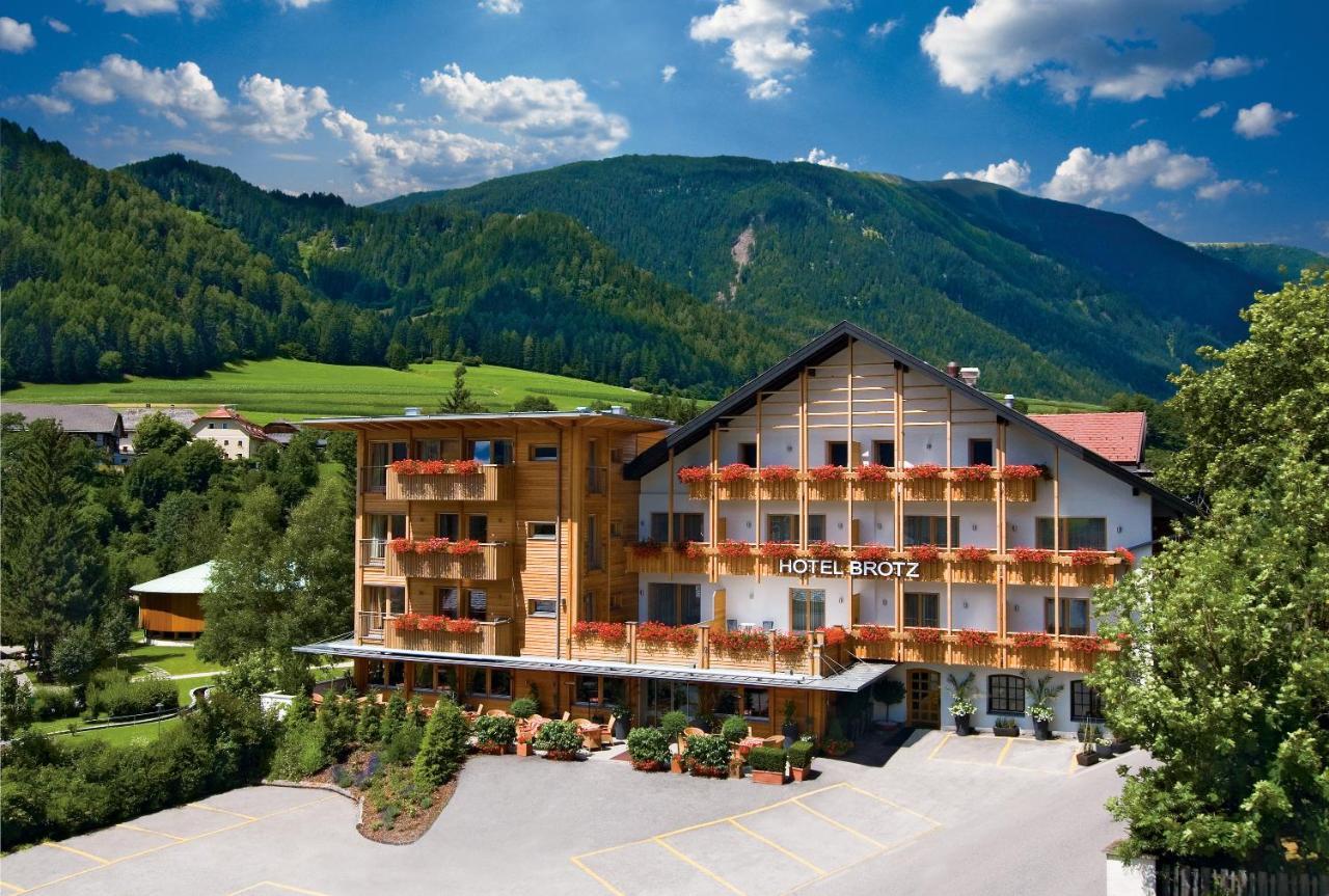 Hotel Brötz Niederrasen Exterior foto
